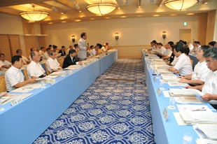 大阪府教育委員会との協議会の様子