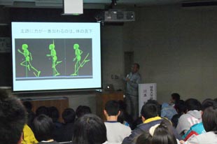 川本和久氏（福島大学陸上競技部監督・日本代表チームコーチ）