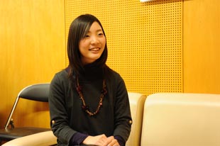 植木瑠璃子さん（教養学科芸術専攻音楽コース1回生）