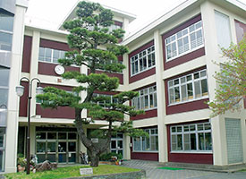 image Ikeda Junior High School Attached to Osaka Kyoiku University