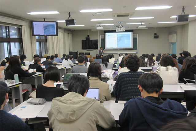 高雄師範大学の鍾鎮城教授の講演