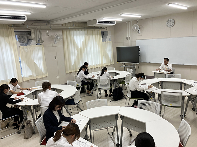 盛岡校長先生による説明