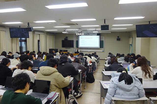 Dr. Haiqin Liu氏の講演