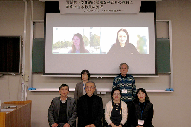 シンポジウム登壇者との記念撮影