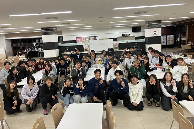 47人での記念写真