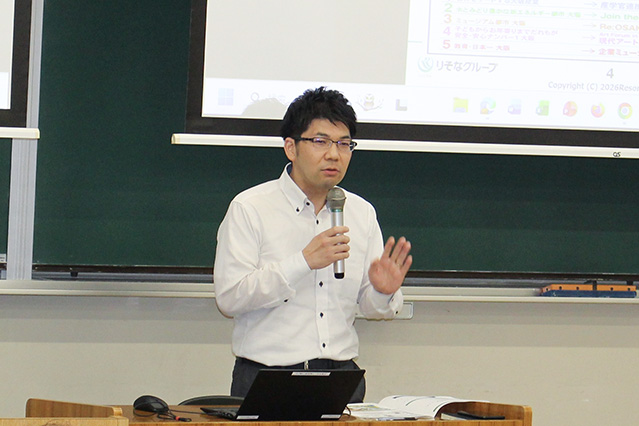 木津グループリーダーが講演する様子